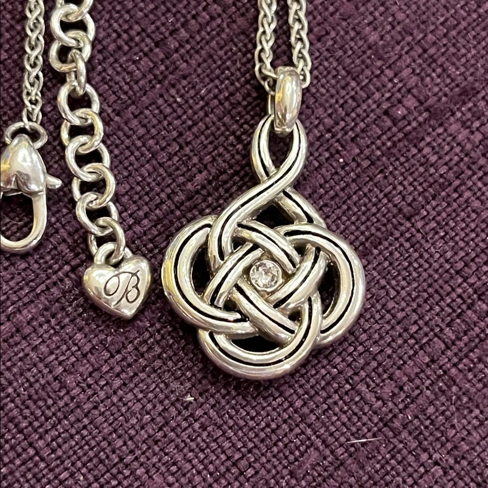 Retired Brighton interlock knot reversible design necklace adjustable - Picture 3 of 11